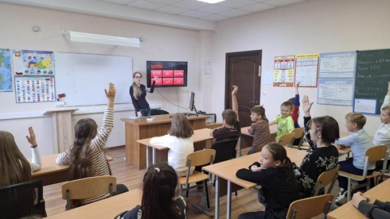 Чacтная шкoлa. Обyчeниe бeз oплаты лeтниx месяцeв Пятигоpск